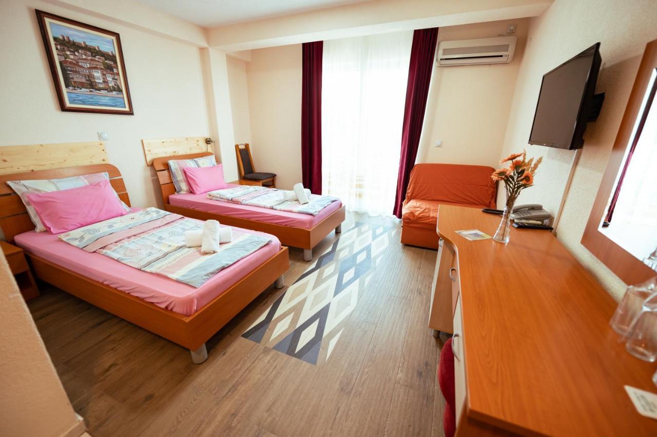 Hotel Holiday-M Ohrid Eksteriør bilde