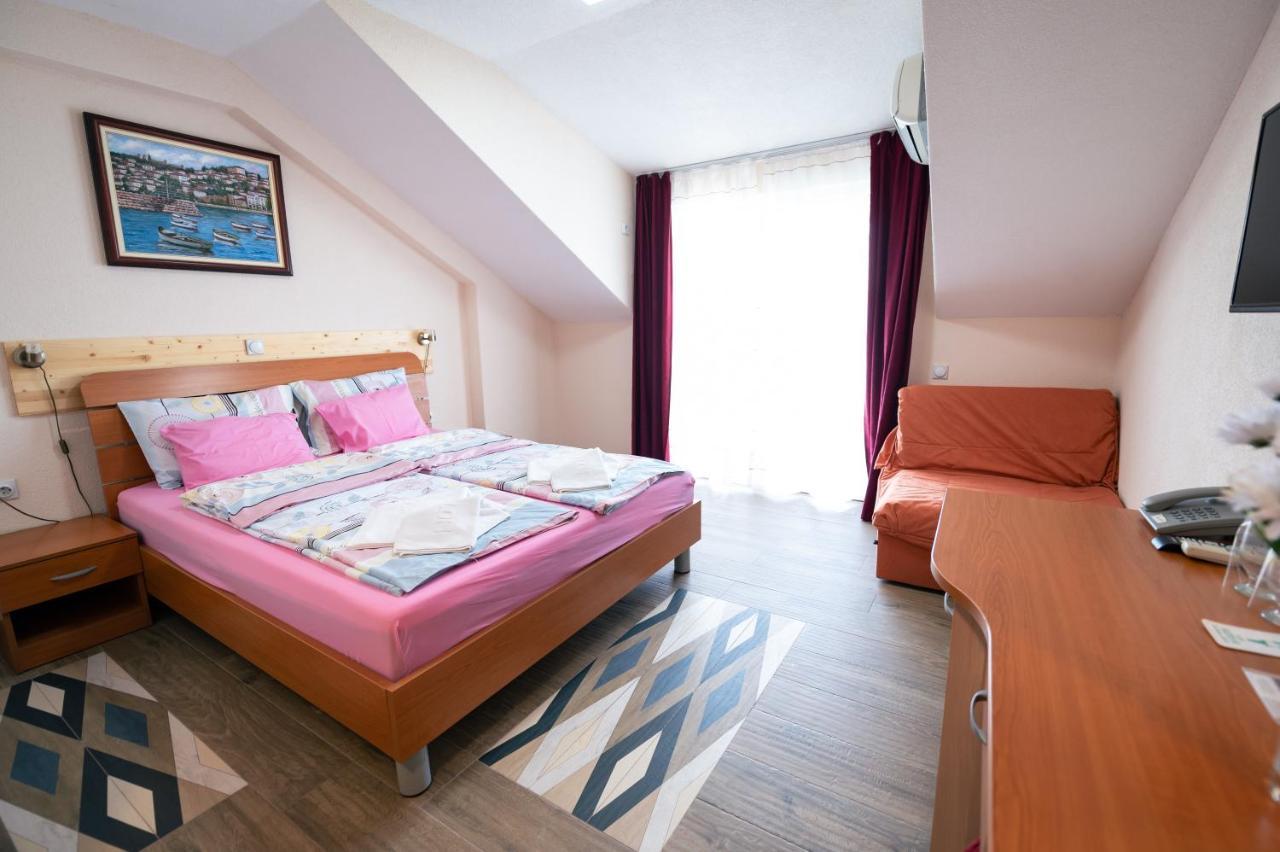Hotel Holiday-M Ohrid Eksteriør bilde