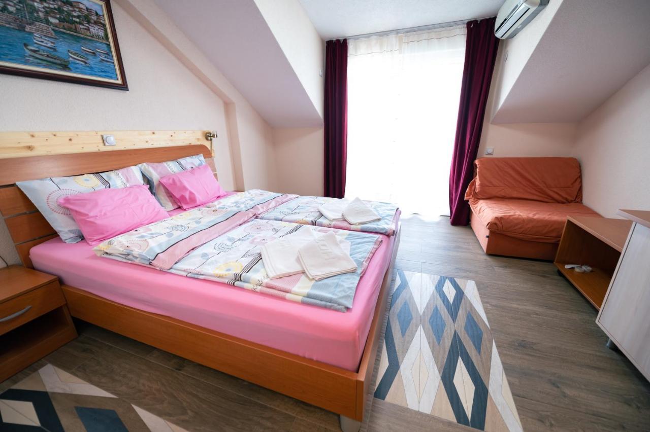 Hotel Holiday-M Ohrid Eksteriør bilde