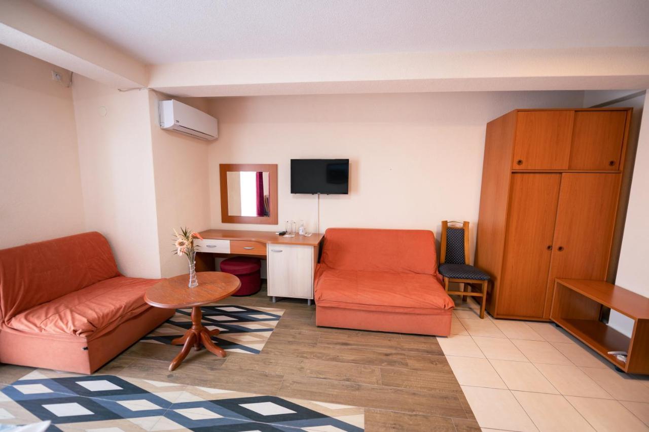 Hotel Holiday-M Ohrid Eksteriør bilde